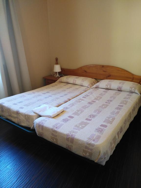 Hostal Porta De Nuria Ribes De Freser Exteriér fotografie